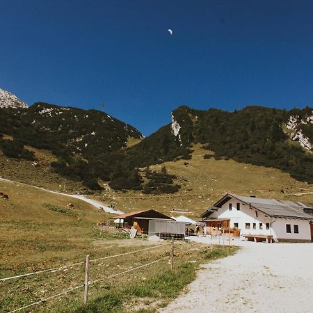 Hochalm-Premium-Campingfass Auf 1705 M, No Car Access Garmisch-Partenkirchen Eksteriør billede